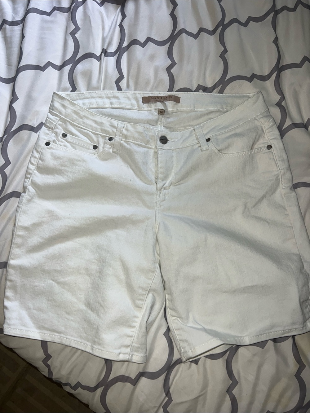 Max Jeans Women's White Denim Bermuda Shorts